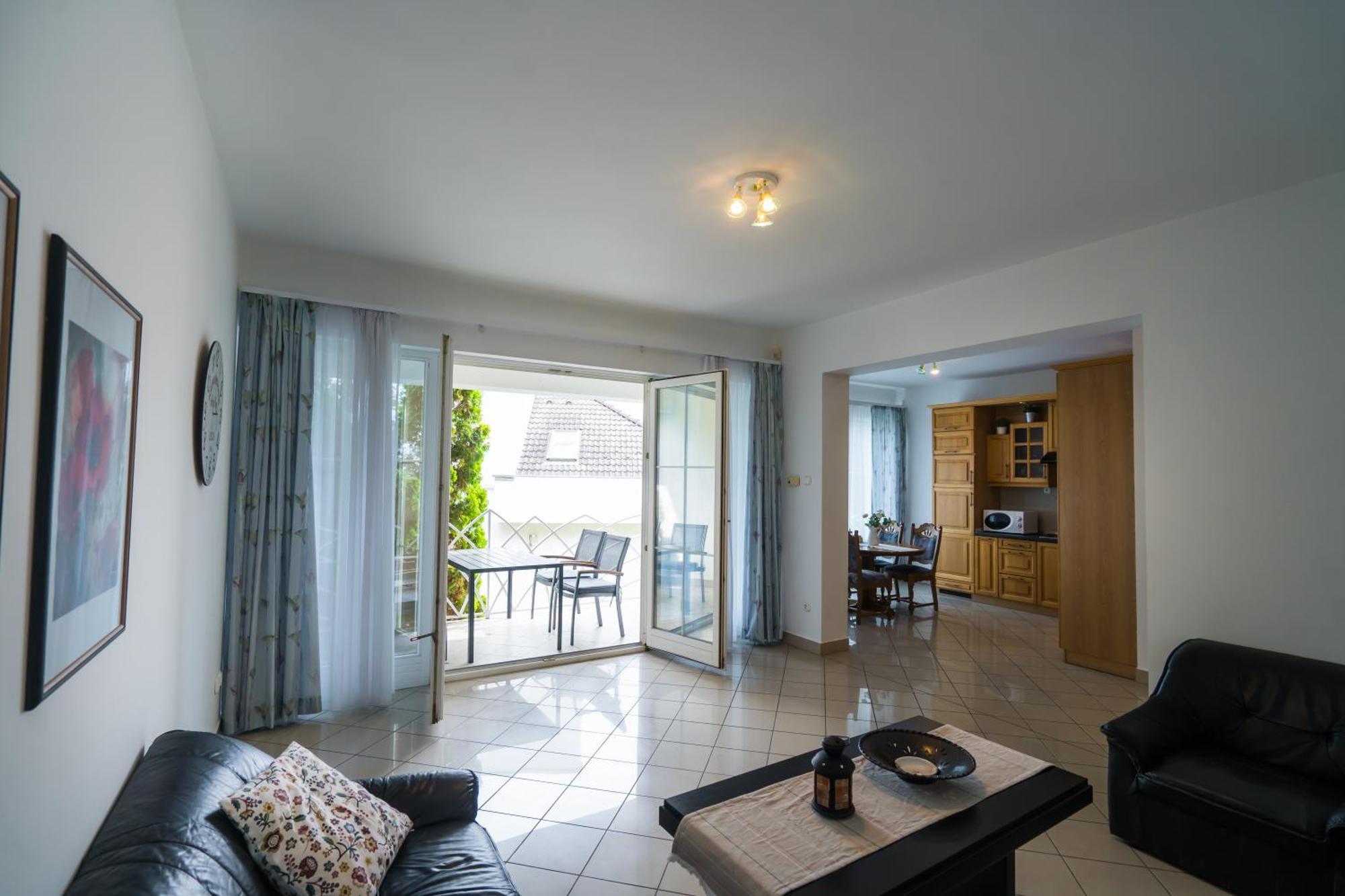 Gyorfi Apartmanhaz Zamardi Exterior photo